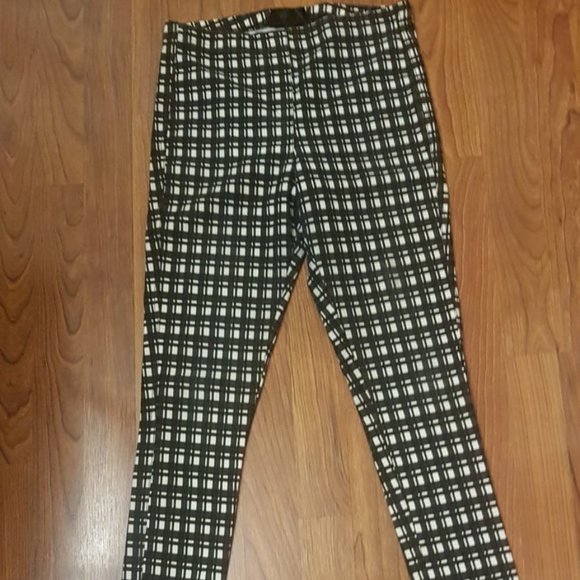 Women's Leggings - Picture 2 of 4
